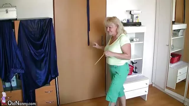 Sub chicas xnxx sexo por dinero dominadas y pussyfucked