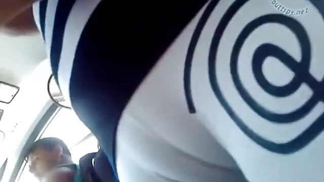 TEENGONZO POV adolescente inocente xexo por dinero Kasey Warner chupa una gran polla