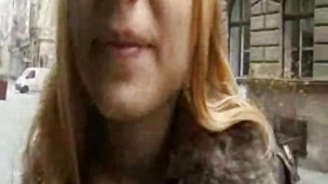 Chuparse los dedos bien sexo por dinero en calle